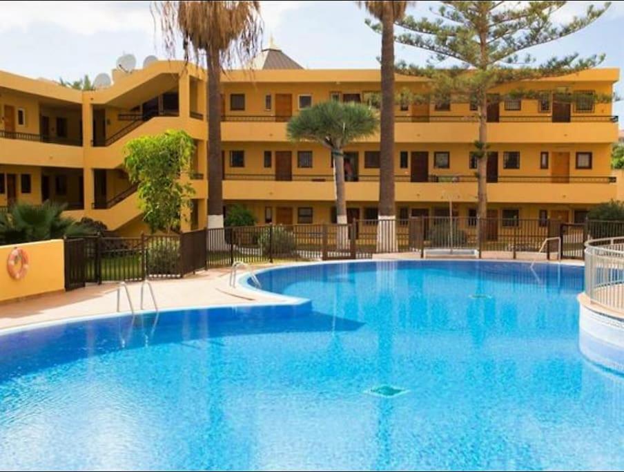 Studio In Torres Del Sol Griffin Near The Beach Арона Екстериор снимка