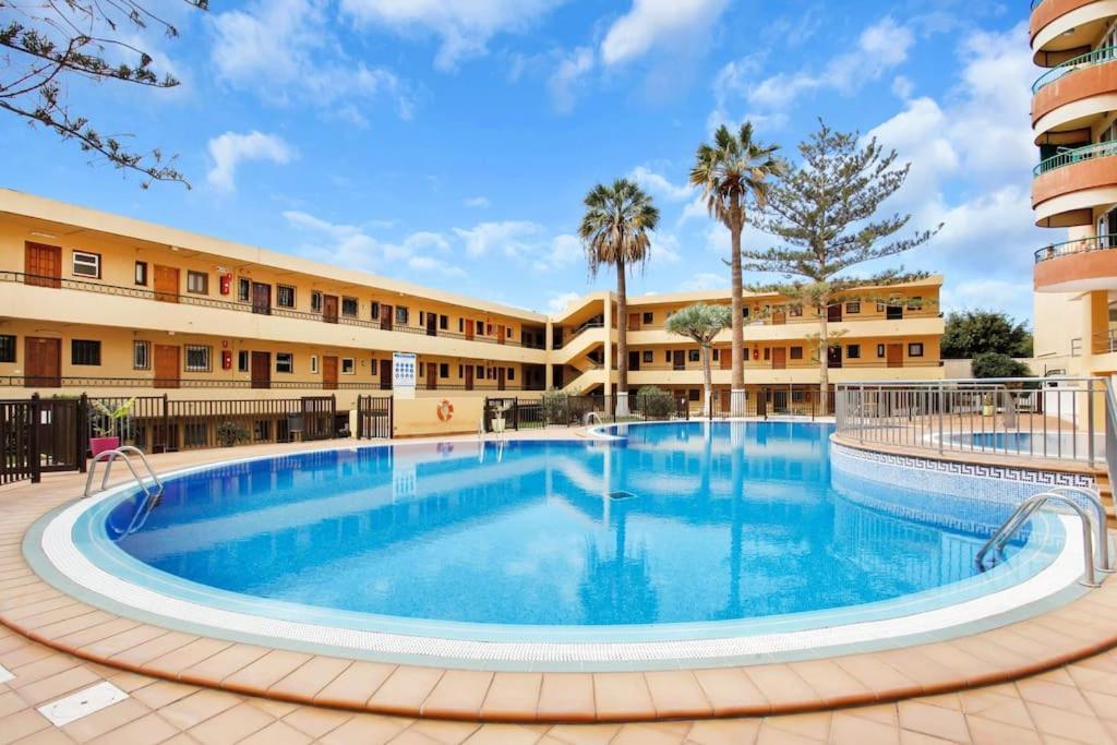 Studio In Torres Del Sol Griffin Near The Beach Арона Екстериор снимка