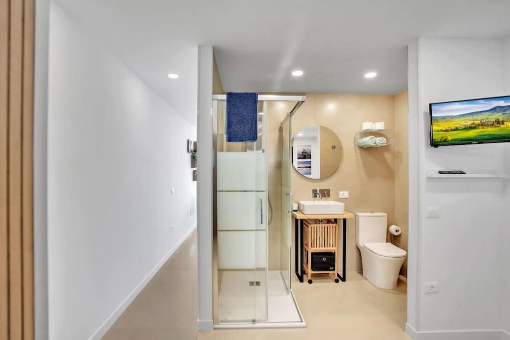 Studio In Torres Del Sol Griffin Near The Beach Арона Екстериор снимка
