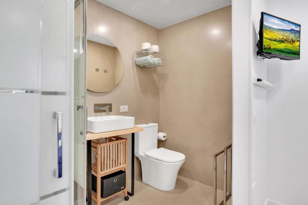 Studio In Torres Del Sol Griffin Near The Beach Арона Екстериор снимка
