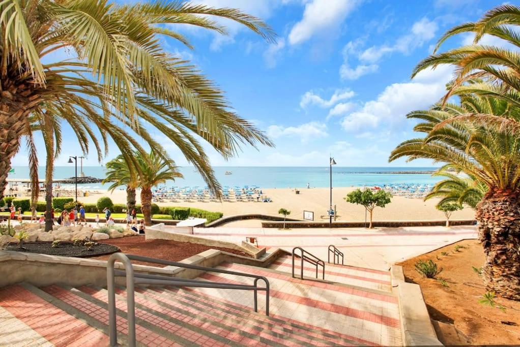 Studio In Torres Del Sol Griffin Near The Beach Арона Екстериор снимка